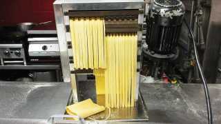 Local businesses in Toronto | A pasta maker at Pasta Pantry
