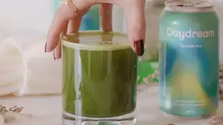 Daydream sparkling water non-alcoholic matcha cocktail