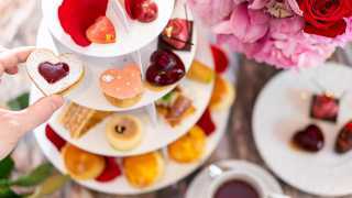 Valentine's Day 2021 | Romantic Food and drink delivery ideas | Afternoon tea from the Four Seasons