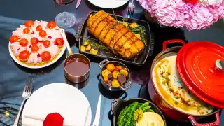 Valentine's Day 2021 | Romantic Food and drink delivery ideas | A family dinner from the Four Seasons