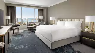 The best Toronto hotels for a staycation | Suite with lake view at the Ritz-Carlton