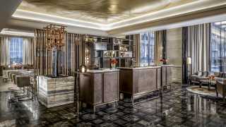 The best Toronto hotels for a staycation | Luxurious lobby at the St. Regis Toronto