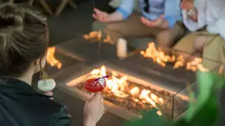 Shangri-La Toronto | Patio cocktails around the fire