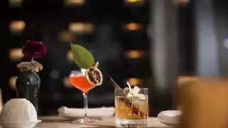 Shangri-La Toronto | Cocktails at the Shangri-La
