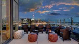Hotel X Toronto staycation | Rooftop bar and terrace