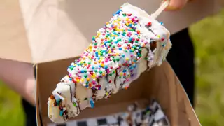 The best Toronto food markets | A decadent dessert at Street Eats market