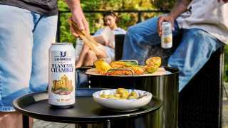 Unibroue’s Blanche de Chambly | Friends barbecuing with beer