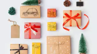 Delicious Christmas gift ideas | An assortment of Christmas presents