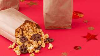 National Popcorn Day January 19 | Spicy Chocolate Popcorn Crunch