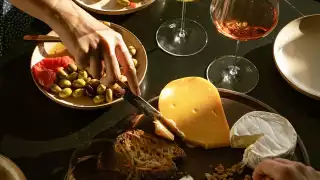 Aasha Wines cabernet sauvignon Curious Glance | Charcuterie and cheese