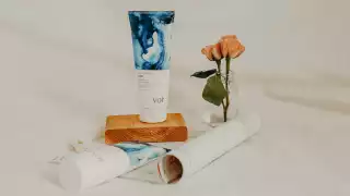 Mother's Day gift ideas 2022 | Voir Haircare Rhythm of the Rain Hair Mask