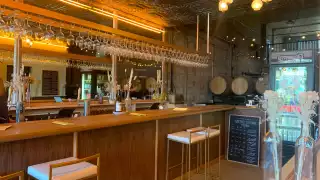 Paradise Grapevine | The bar at Paradise Grapevine's new winery