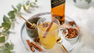 Christmas cocktails | Whisky hot toddy
