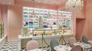 Ladurée Yordale, Toronto | The takeaway counter inside Ladurée Yorkdale