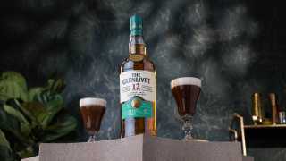 The Glenlivet | A bottle of The Glenlivet 12 Year Old between Spiced Spey Coffee cocktails