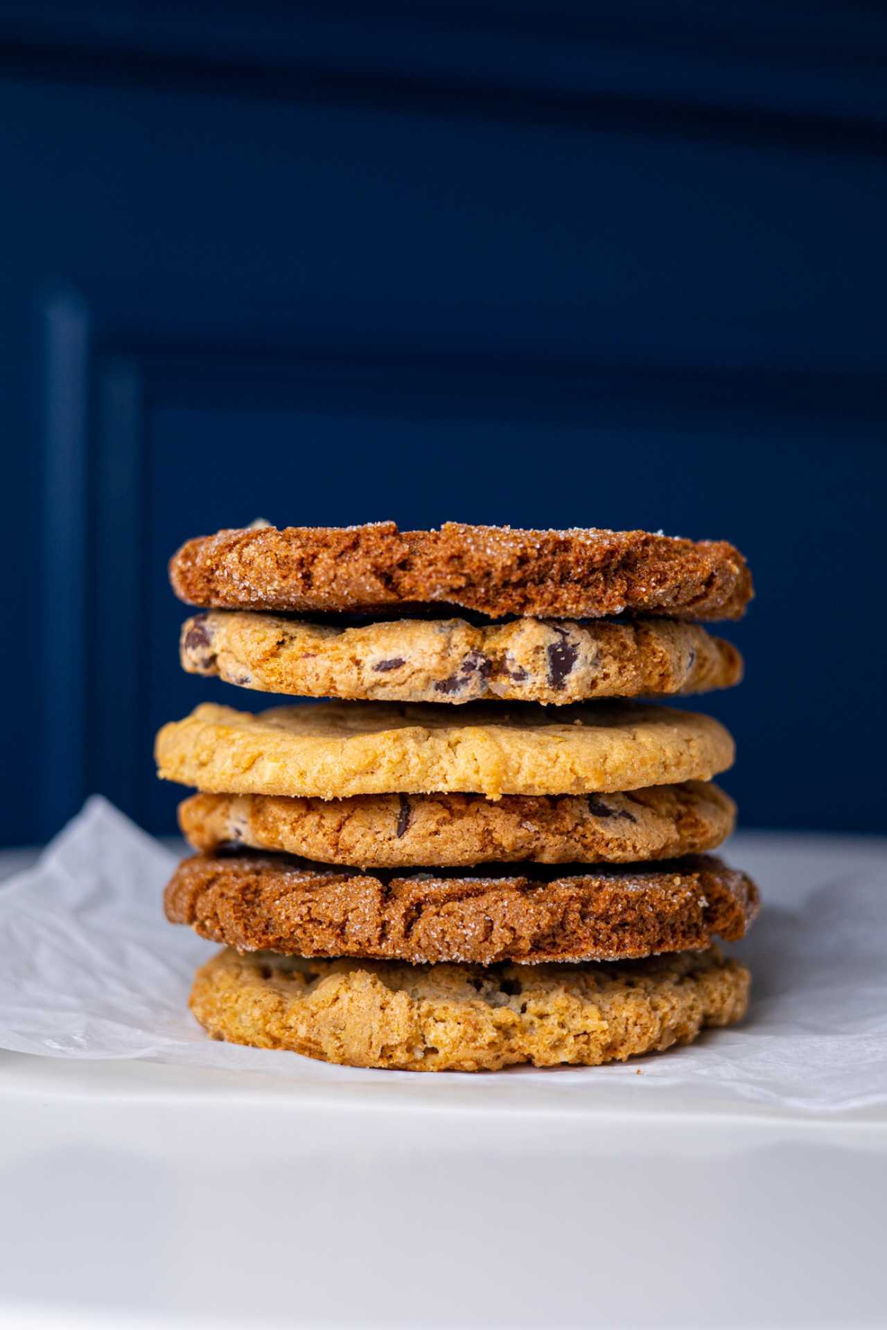 Best Christmas bars and markets in Toronto | A stack of cookies at Ginger's Cocktail Bar