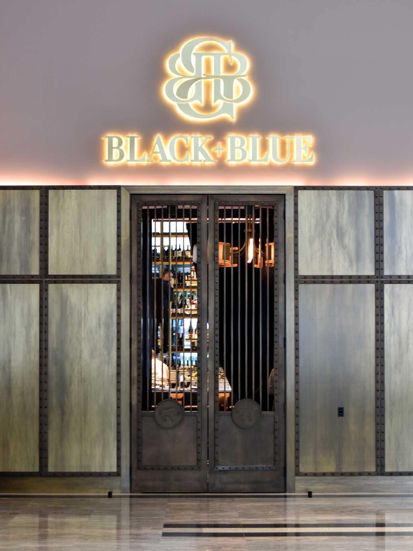 Black and Blue steakhouse Toronto | The entranceway at Black and Blue