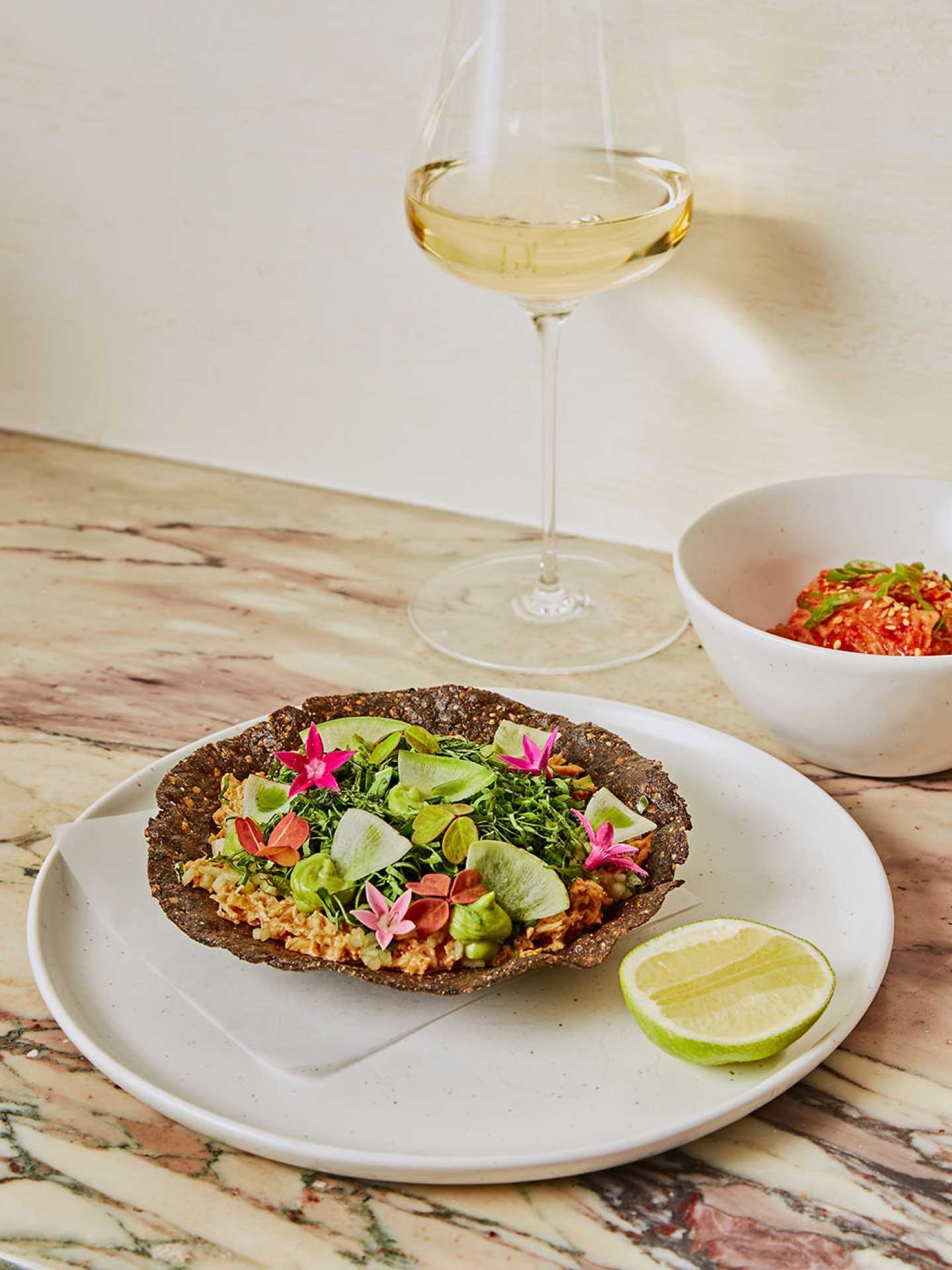 Best restaurants Toronto | A snow crab tostada at Henry's restaurant Toronto