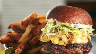 The best restaurants offering delivery and takeout in Toronto: the Aloette burger