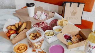 Must-try picnic baskets from Toronto restaurants | Charcuterie and takeout from Reyna on King