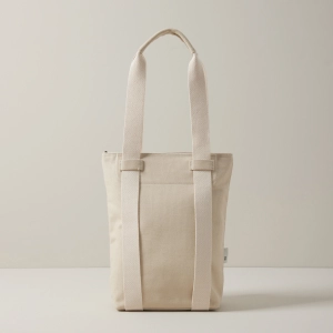 Mother's Day ideas | Canvas cooler wine backpack by OUI