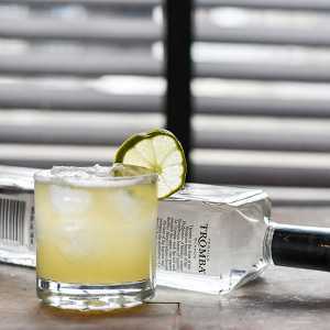 Spring drinks | Tequila Tromba Blanco