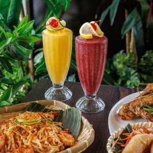 Best new Toronto restaurants | Smoothies at Dear Saigon