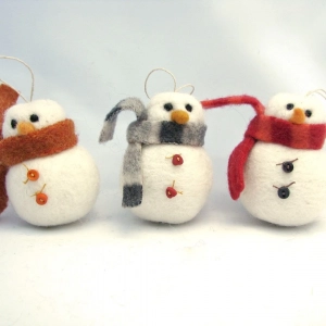 Foodie gift ideas | Amber Goes Green Snowman Ornament