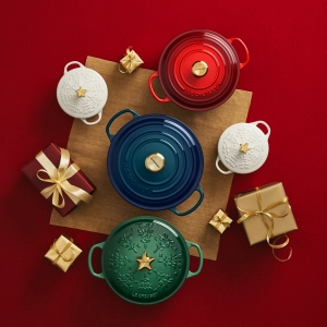 Foodie gift ideas | Le Creuset Noël Round Dutch Oven