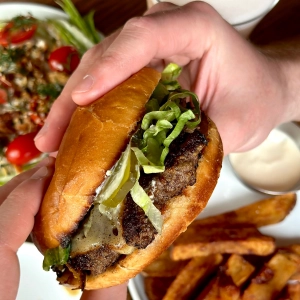 A burger at Wolfie