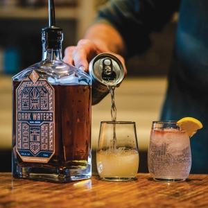 Prince Edward County | Making a cocktail at Kinsip House of Fine Spirits