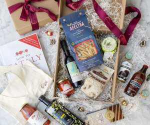 Eataly holiday gift guide | A gift box full of Eataly food