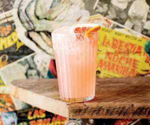 Tequila vs mezcal | A paloma cocktail at El Rey Mezcal Bar