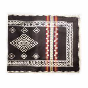 Delicious Christmas gift ideas | Pacha Indigenous Art Collection table runners