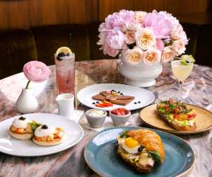 Mother's Day ideas | An assortment of brunch dishes at dbar at the Four Seasons Hotel Toronto