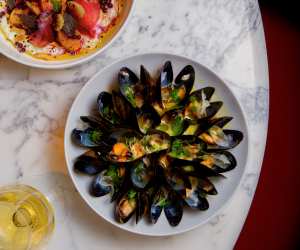 Best new Toronto restaurants | Mussels at Daphne